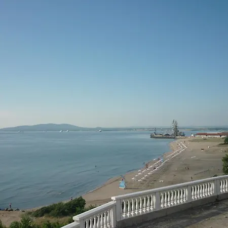 Sea Garden Plaza - Free Parking Apartment Burgas