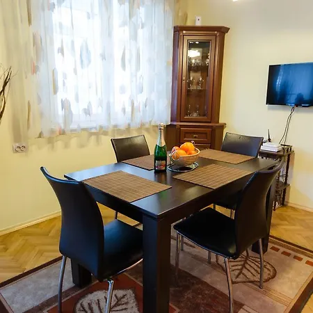Sea Garden Plaza - Free Parking Apartment Burgas